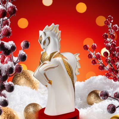 статуэтка коня